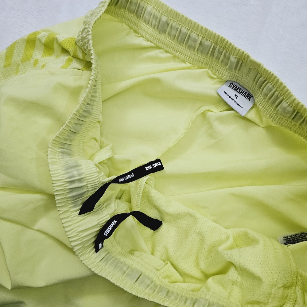 Gymshark Mens XL Elastic Waist Pull On Sport Stripe 7" Short Yellow Workout - Picture 4 of 7